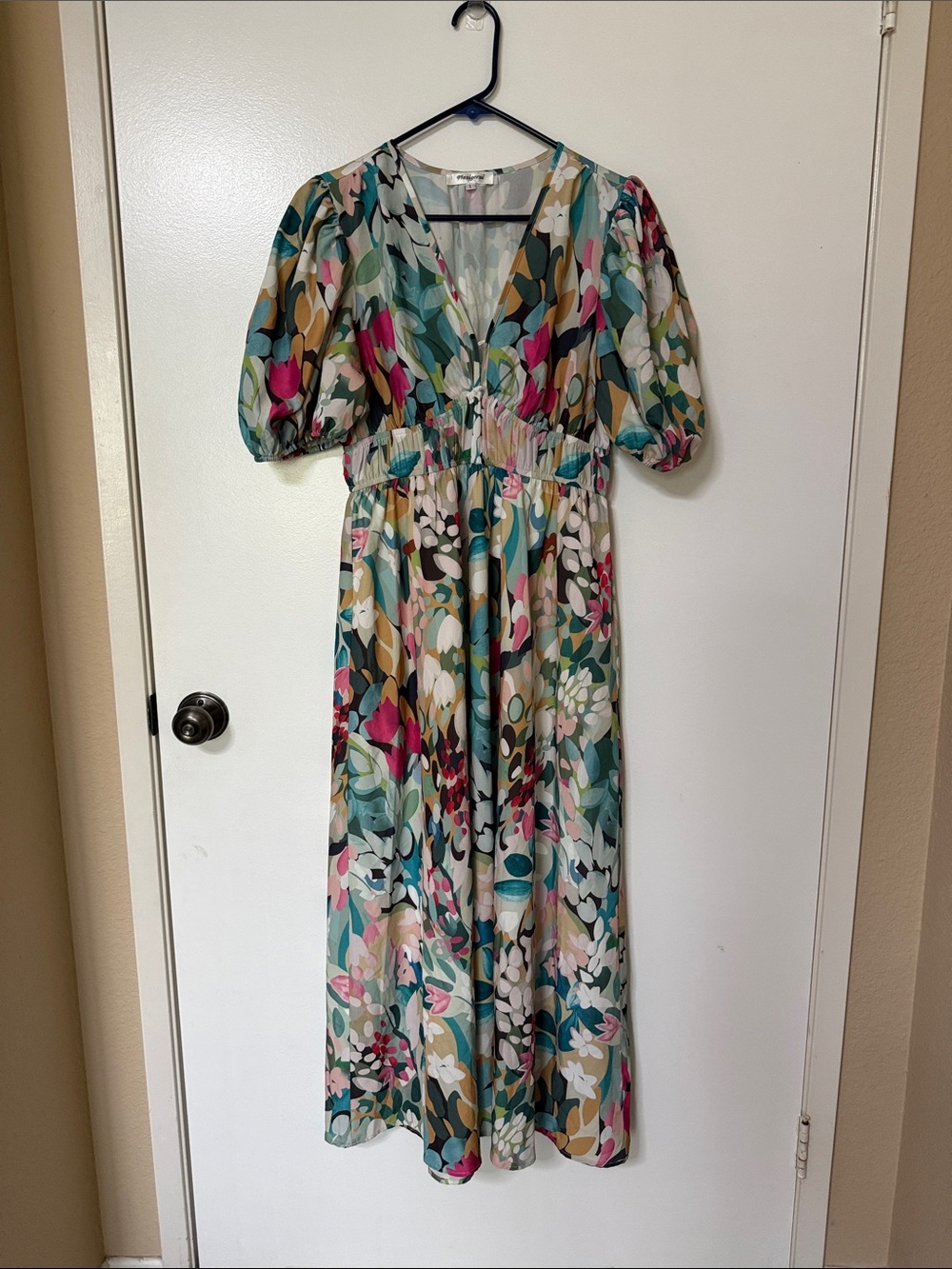 NEW✨Women’s Floral V-Neck Puff Sleeve Maxi Dress - Multicolor